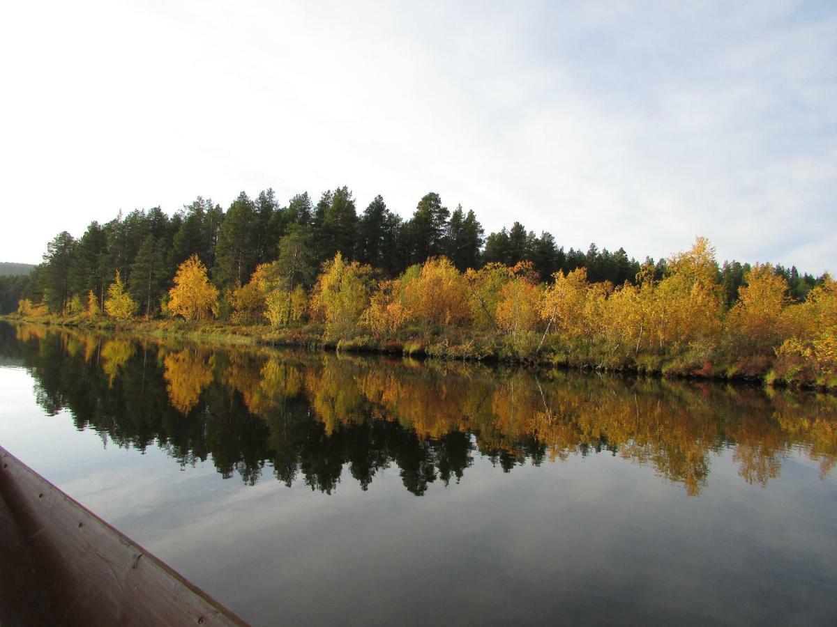 Lemmenjoen Lumo - Nature Experience & Accommodation Lemmenjoki Екстер'єр фото